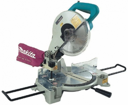 Торцовочная пила Makita LS1040 в прокат в Калуге. У нас лучшая цена за сутки! Возможность взять в аренду с выгодной скидкой до 40% при экспресс доставке 24/7. И помните, ночью стоимость еще дешевле на 30%! #арендапрокат #виброплита #выгодно
